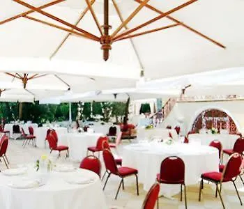 Pagoda Hotel